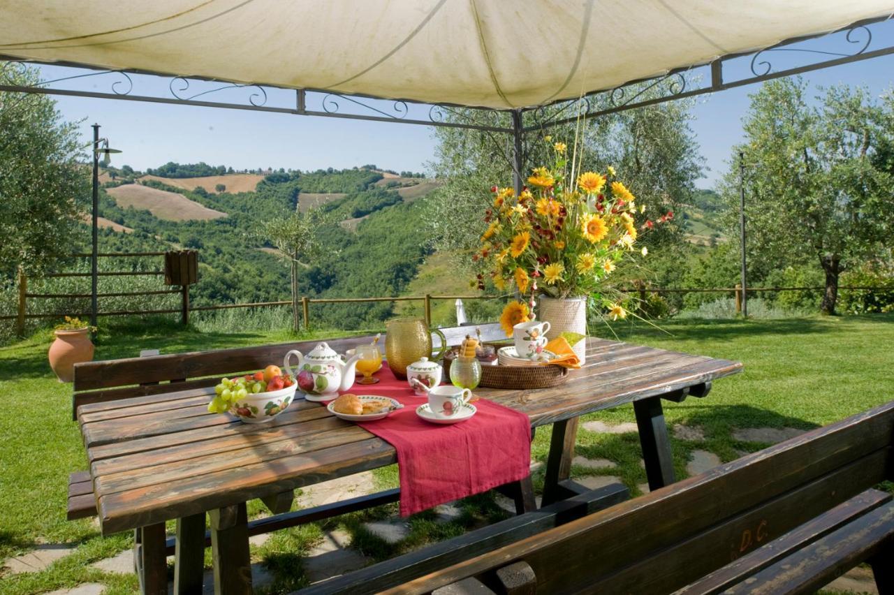 Agriturismo Le Dolci Colline Valfabbrica Ngoại thất bức ảnh