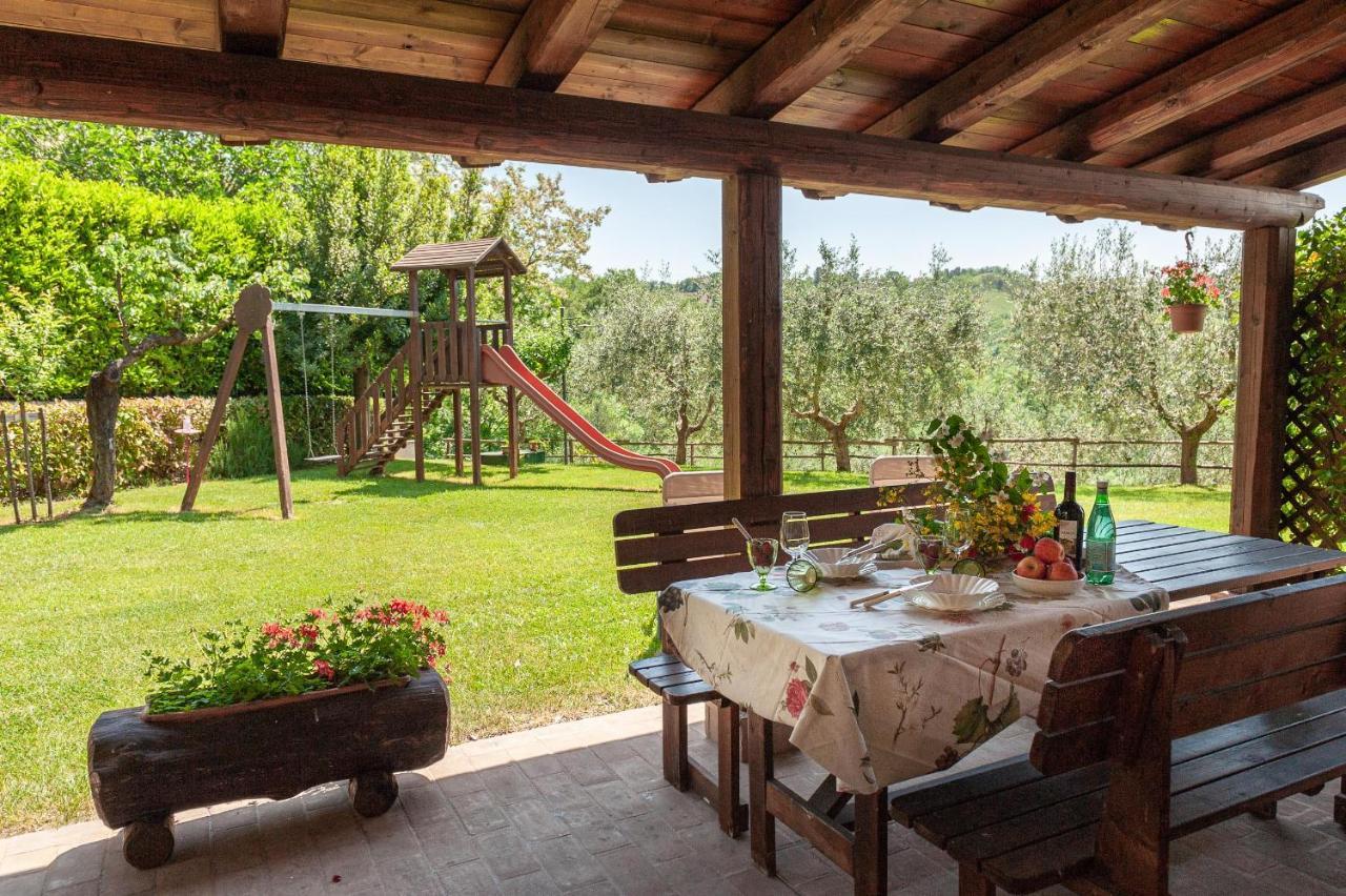Agriturismo Le Dolci Colline Valfabbrica Ngoại thất bức ảnh