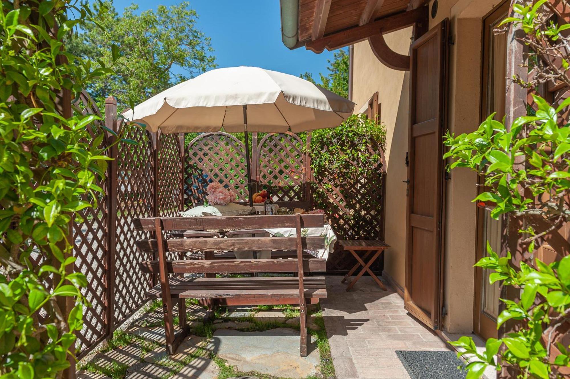 Agriturismo Le Dolci Colline Valfabbrica Ngoại thất bức ảnh